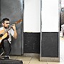 At The Rear Door.  Luis Valiente: Guitar. : Fotos Subte 22 16 Dic 2016